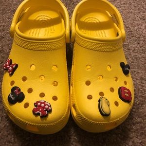 Clasics crocs YELLOW LIMITED EDITION